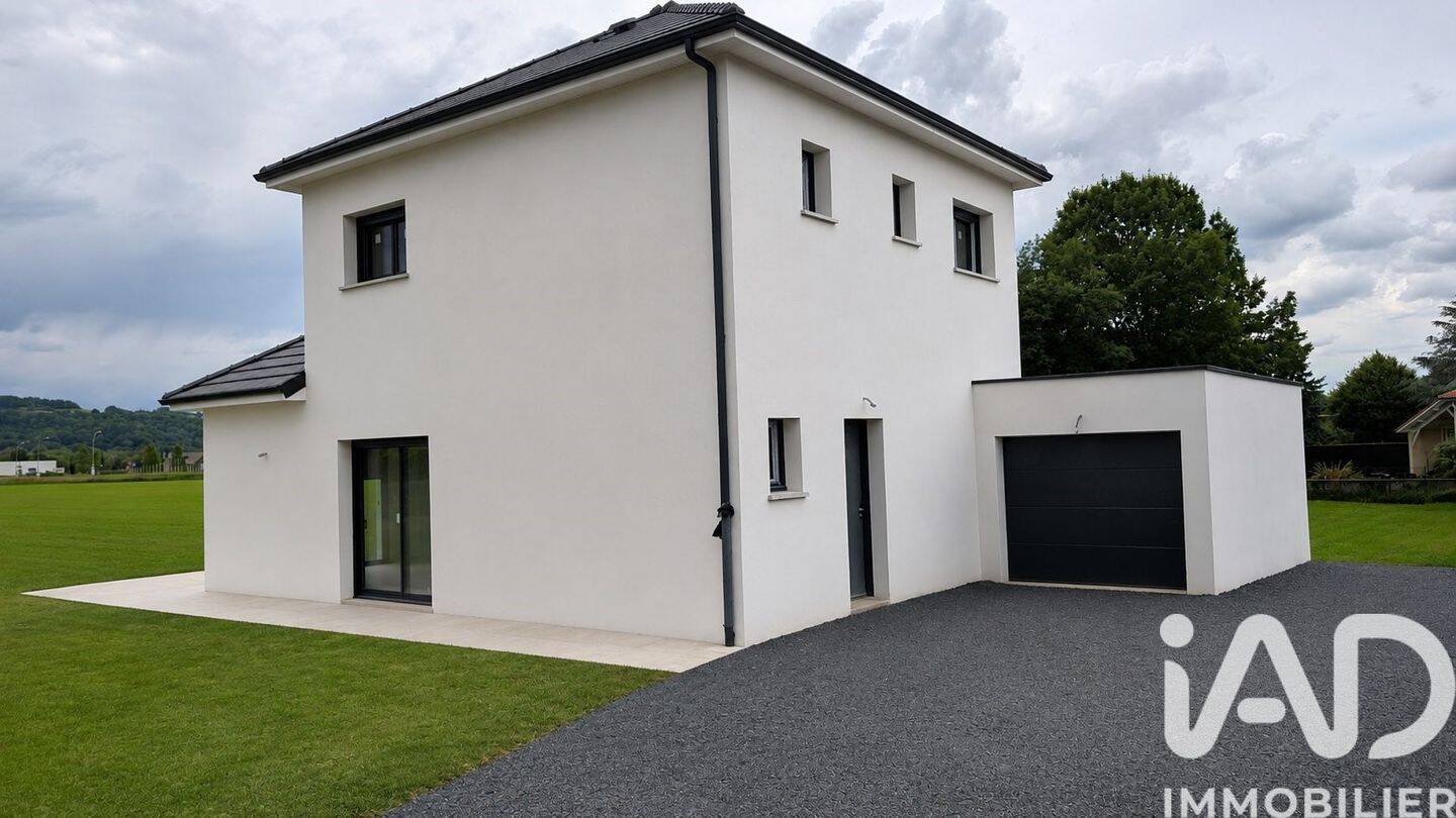 Maison 5 pièces 105 m² · à Bordes · 105 m² · 275 000 €