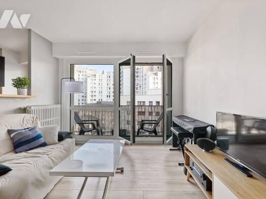 Appartement à vendre 380 000 € 2 pièces 1 chambre 47 m² Étage 7/7 Danube-Porte des Lilas Paris 19ème arrondissement 75019