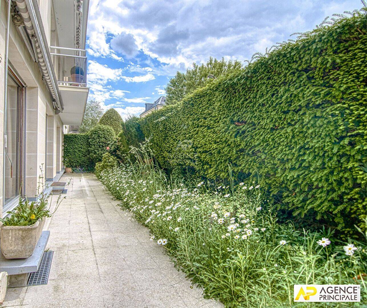 Appartement 5 pièces 113 m² · à Versailles · 113 m² · 690 000 €