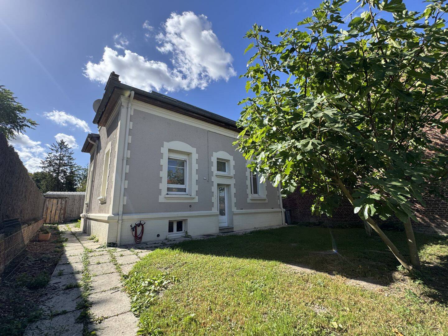 Maison 4 pièces 99 m² · à Moreuil · 98,5 m² · 830 €/mois