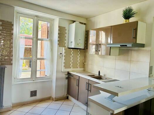 Maison de ville à vendre 237 000 € 5 pièces 4 chambres 103 m² Geresmes-Bouillant Crépy-en-Valois 60800