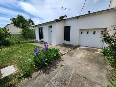 Maison de plain-pied à louer 915 € 3 pièces 1 chambre 46 m² 180 m² de terrain Rives de l'Yerres-Tournelles Yerres 91330