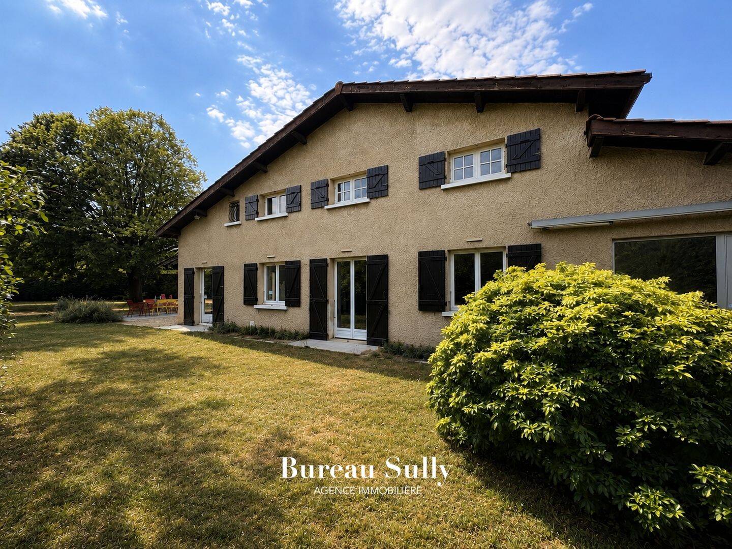 Maison 7 pièces 165 m² · à Belleville-en-Beaujolais · 165 m² · 410 000 €