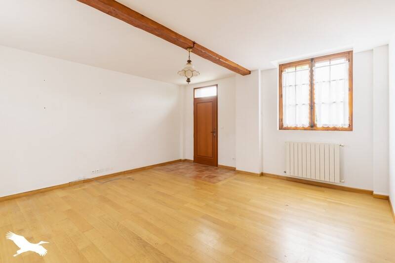 Maison 6 pièces 167 m² · à Ganac · 167 m² · 174 000 €