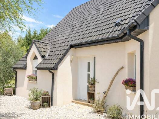 Maison à vendre 315 000 € 5 pièces 4 chambres 115 m² 1 408 m² de terrain Ouest La Gorgue 59253