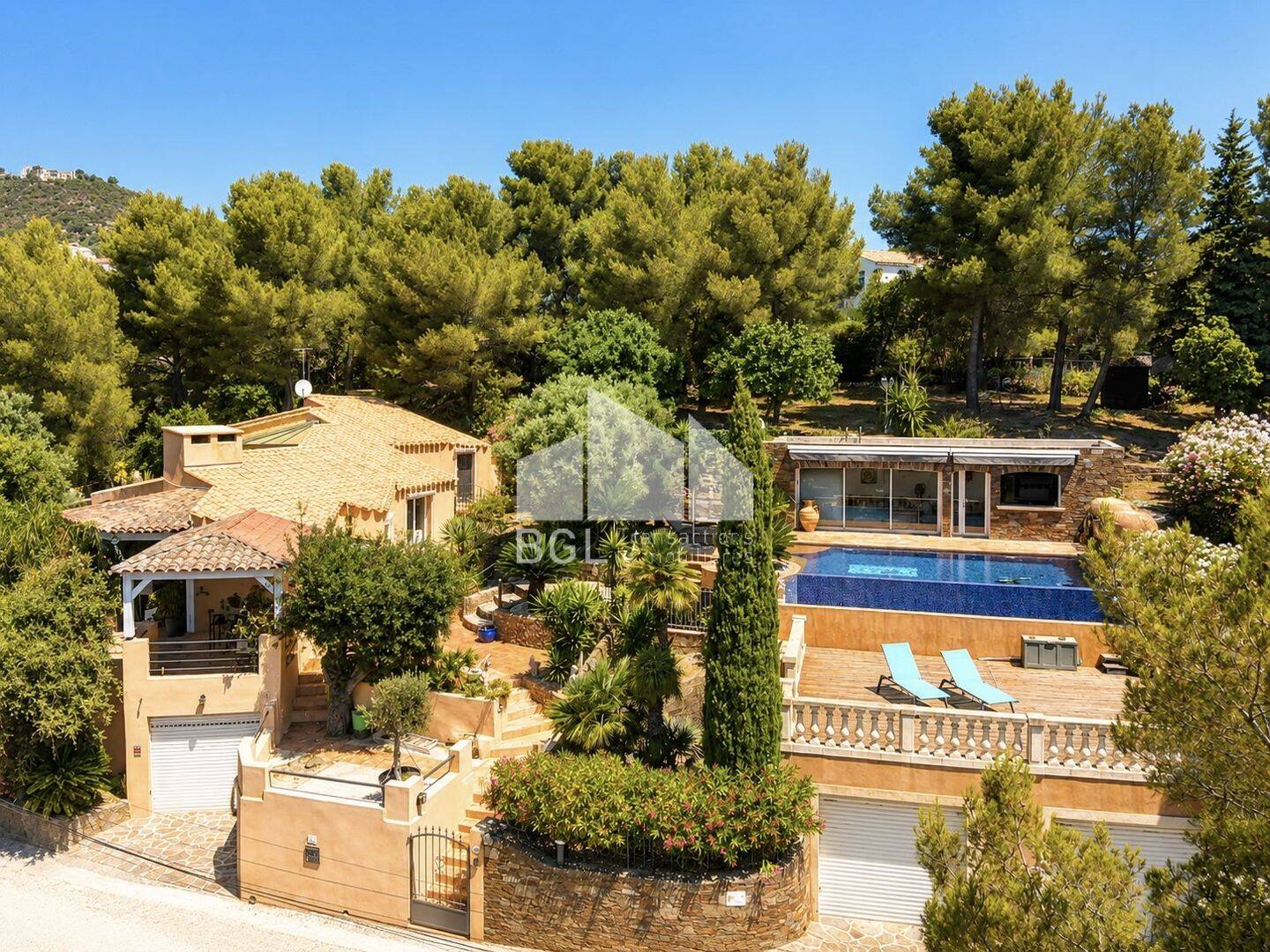 Maison 6 pièces 145 m² · à Bormes-les-Mimosas · 145 m² · 1 680 000 €
