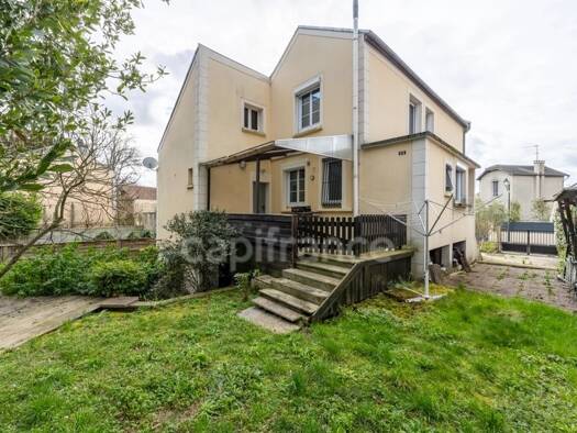 Maison à vendre 549 000 € 4 pièces 5 chambres 200 m² 524 m² de terrain Les Sources-Le Stade Soisy-sous-Montmorency 95230