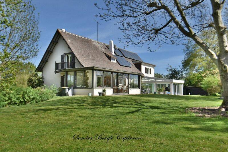 Maison 12 pièces 195 m² · à Changé · 195 m² · 475 000 €