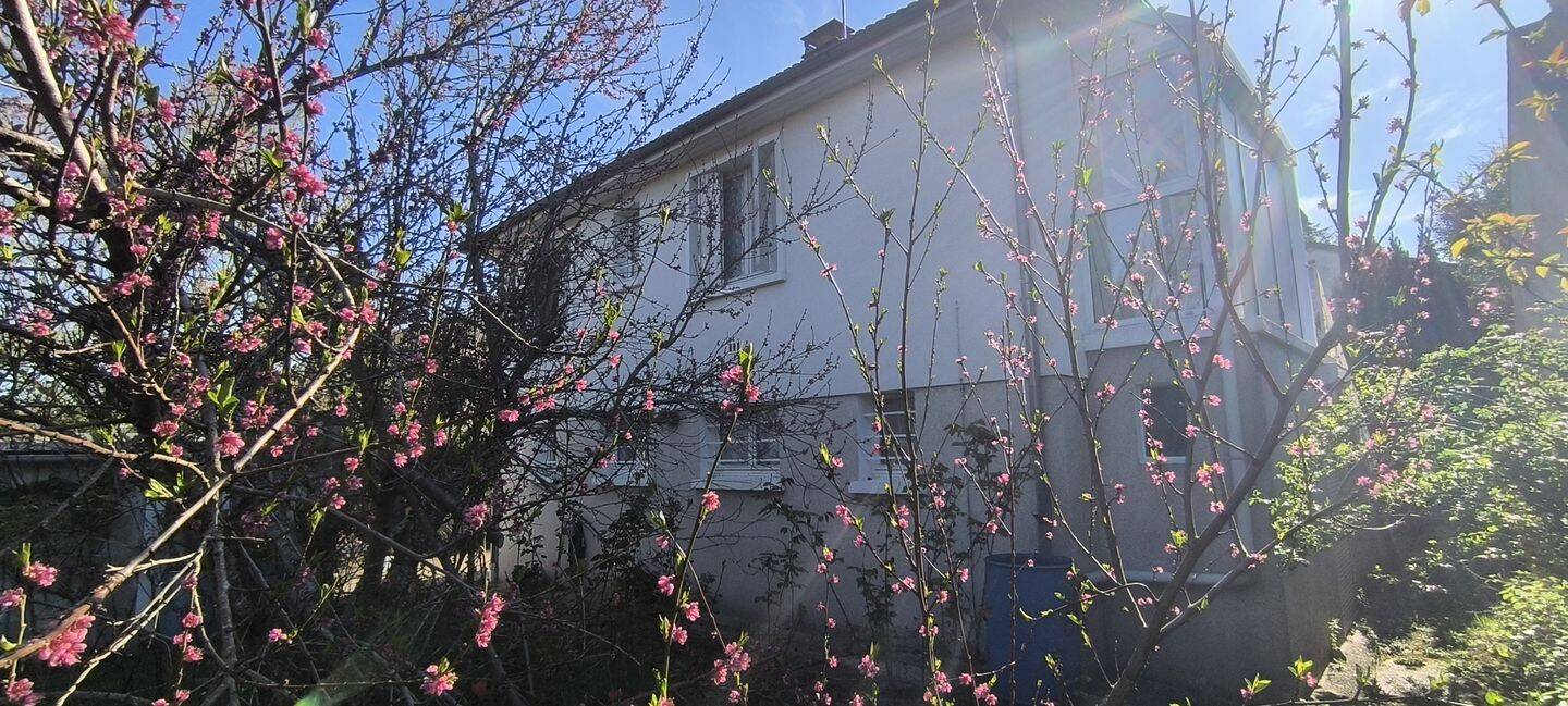 Maison 6 pièces 110 m² · à La Rochette · 110 m² · 280 000 €