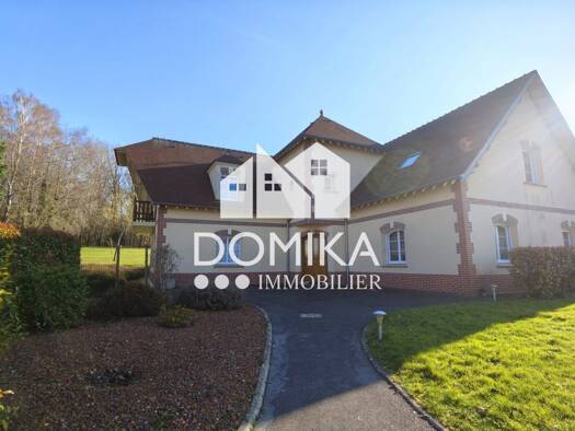 Maison à vendre 453 500 € 6 pièces 3 chambres 242 m² 3 876 m² de terrain Sud Gournay-en-Bray 76220