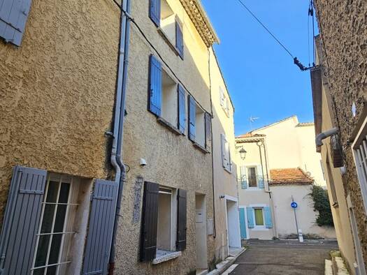 Maison à vendre 149 000 € 3 pièces 2 chambres 75 m² Centre Monteux 84170