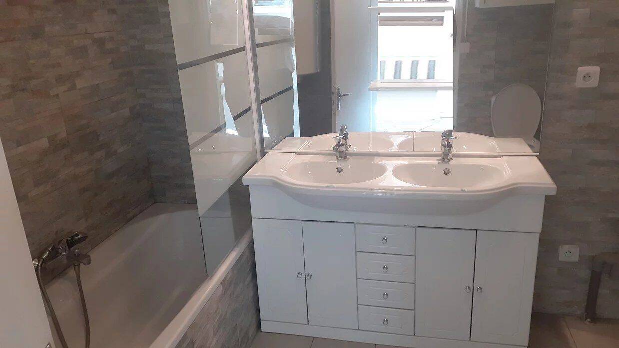 Trois pièces en duplex avec terrasse — 3