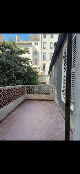 Appartement 3 pièces 63 m² · à Marseille 6ème Arrondissement · 63 m² · 1 090 €/mois