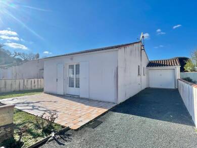 Maison de plain-pied à vendre 274 300 € 4 pièces 3 chambres 61,8 m² 266 m² de terrain Cote Ouest Saint-Pierre-d'Oléron 17310