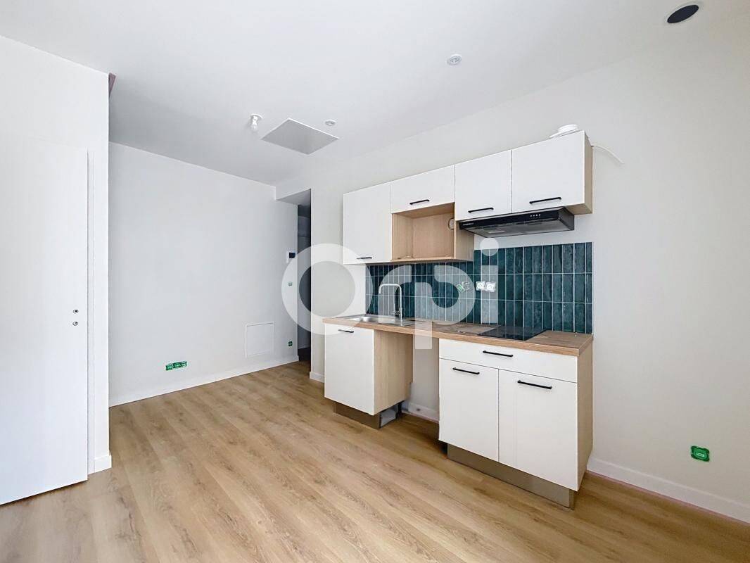 Appartement 2 pièces 29 m² · à Brive-la-Gaillarde · 28,6 m² · 444 €/mois