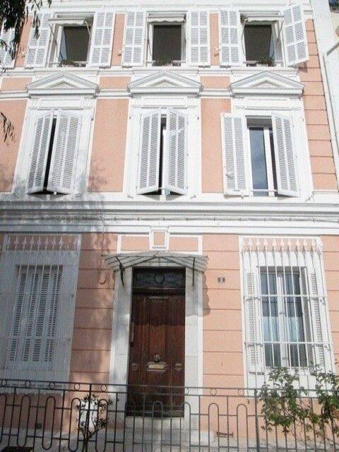 Appartement 1 pièce 25 m² · à Sanary-sur-Mer · 24,5 m² · 515 €