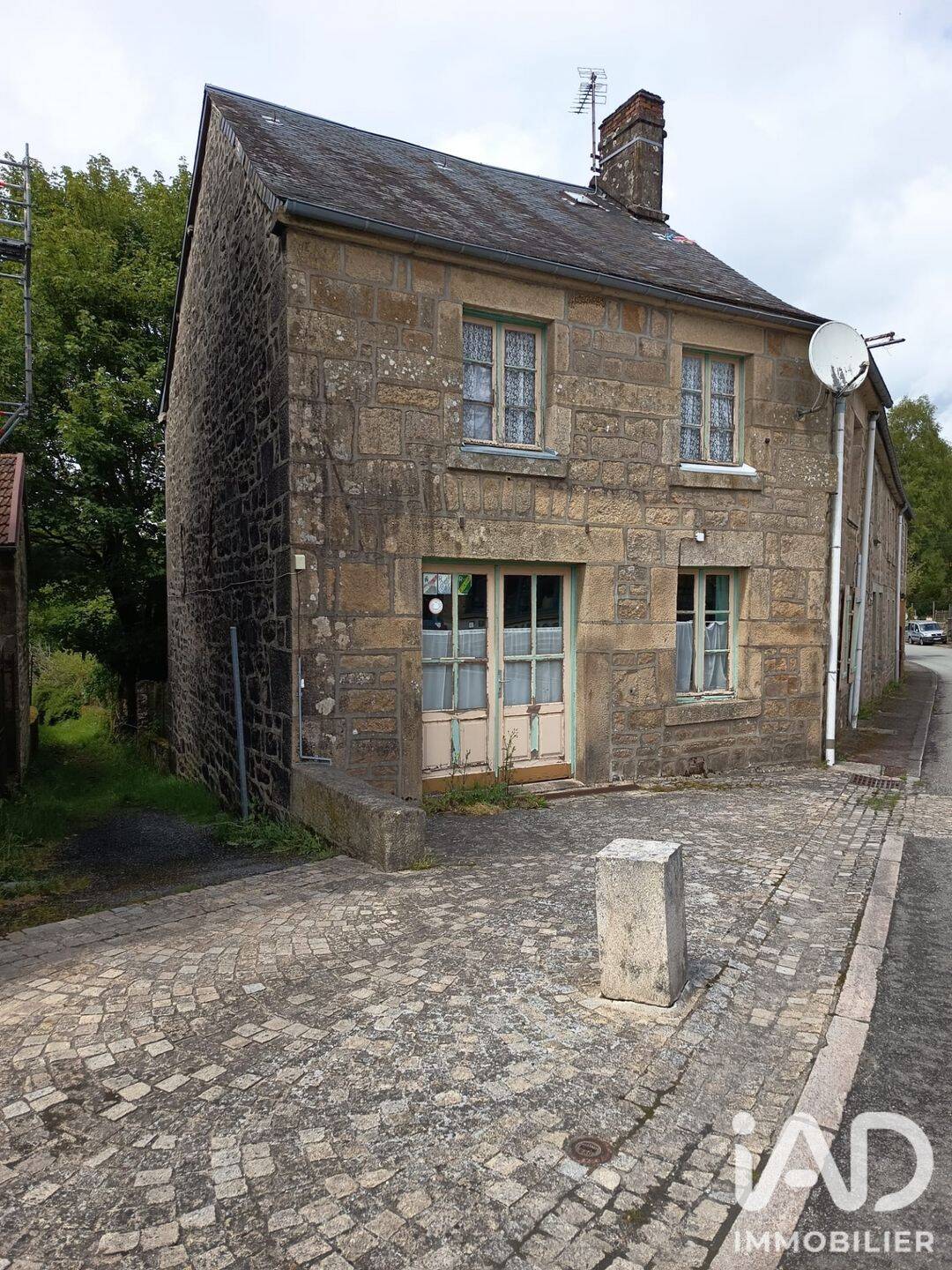 Maison 7 pièces 200 m² · à Royère-de-Vassivière · 200 m² · 52 500 €