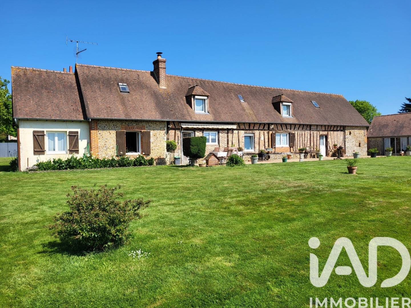Maison 6 pièces 158 m² · à L'Aigle · 158 m² · 249 000 €