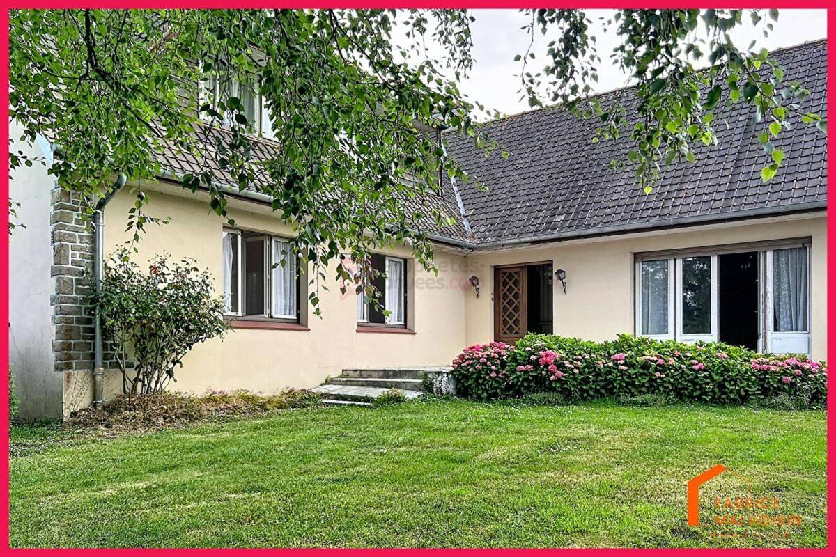 Maison 7 pièces 219 m² · à Attin · 219 m² · 395 000 €