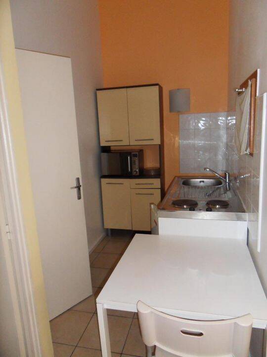 Appartement 2 pièces 30 m² · à Nîmes · 30 m² · 570 €