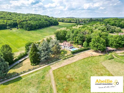 Maison à vendre 780 000 € 8 pièces 5 chambres 175 m² 12 396 m² de terrain Breux-Jouy 91650