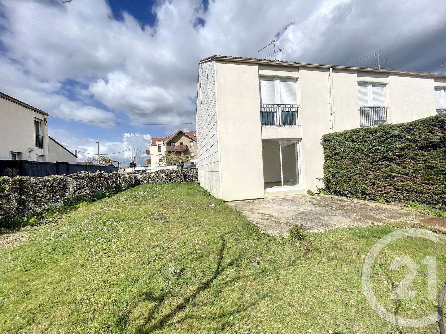 Maison 4 pièces 78 m² · à Boissise-le-Roi · 77,7 m² · 1 216 €