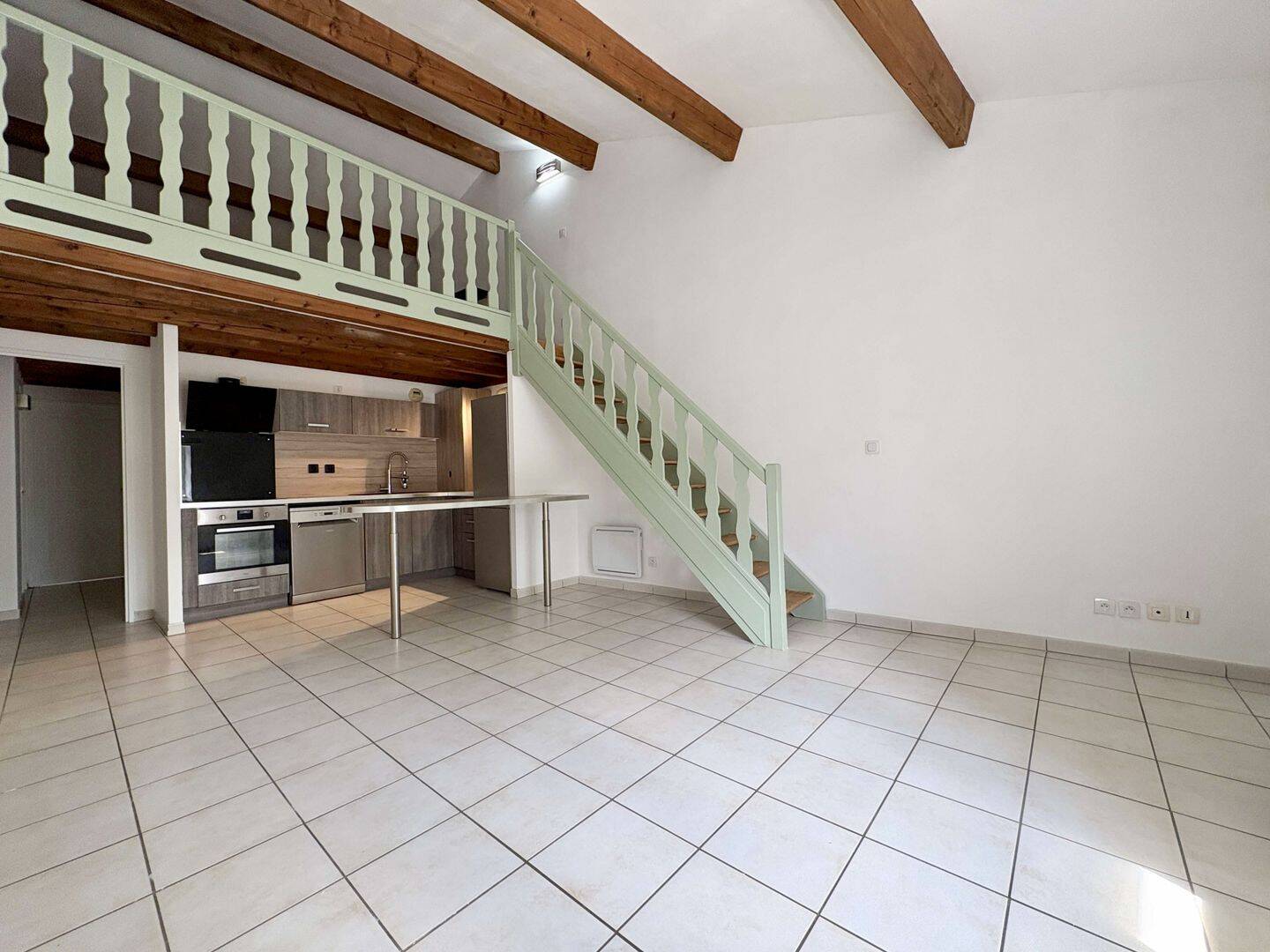 Appartement 3 pièces 77 m² · à Vaux-en-Beaujolais · 77 m² · 730 €/mois
