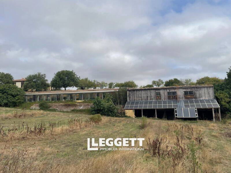 Maison 13 pièces 172 m² · à Pavie · 172 m² · 423 000 €