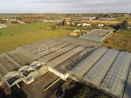 Terrain à vendre 199 900 € 17 382 m² de terrain Angers 49000