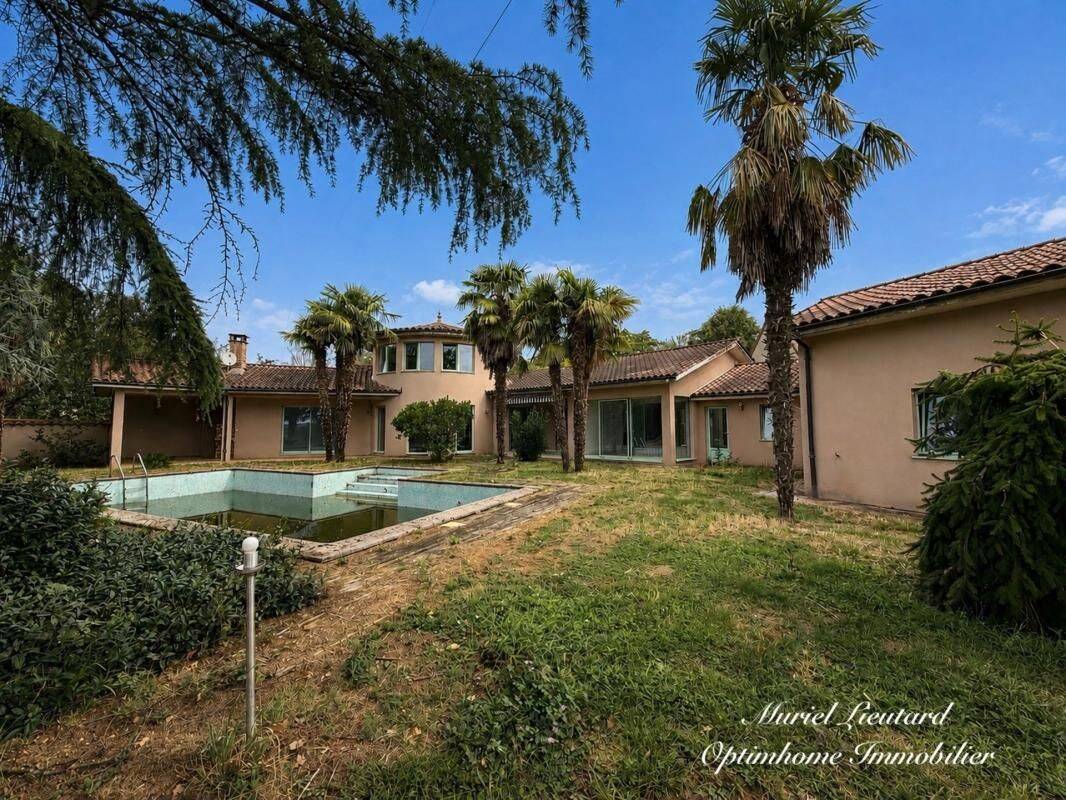 Maison 6 pièces 190 m² · à Capdenac · 190 m² · 337 000 €