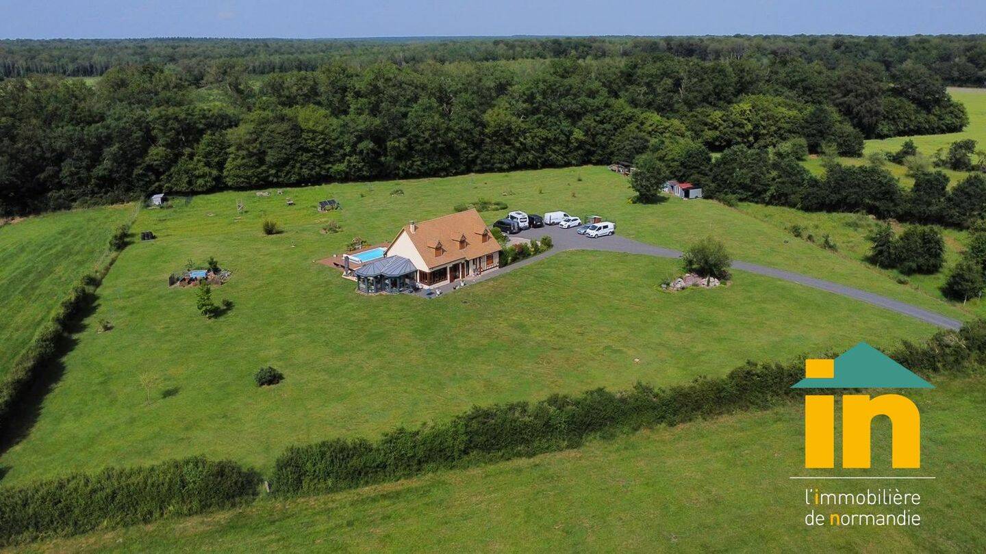 Maison 8 pièces 176 m² · à Rugles · 176 m² · 399 000 €