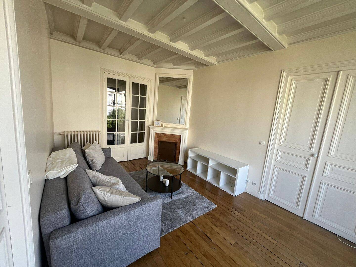 Appartement 3 pièces 70 m² · à Paris 16ème Arrondissement · 70 m² · 2 800 €