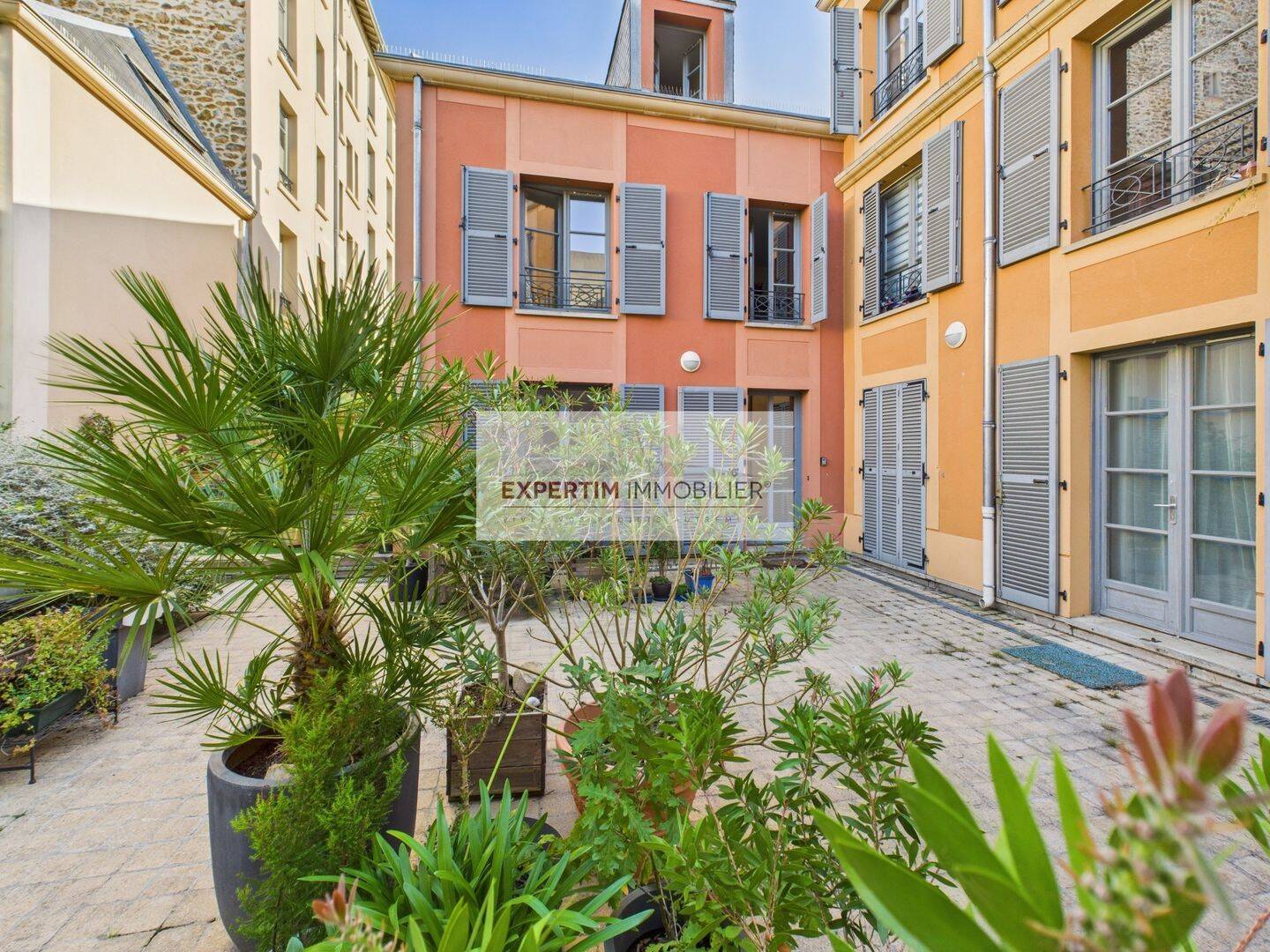Maison 5 pièces 107 m² · à Versailles · 107 m² · 700 000 €
