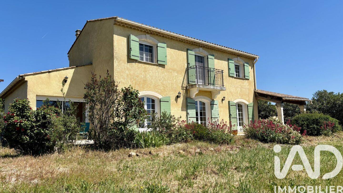 Maison 6 pièces 154 m² · à Saint-Marcel-d'Ardèche · 154 m² · 385 000 €