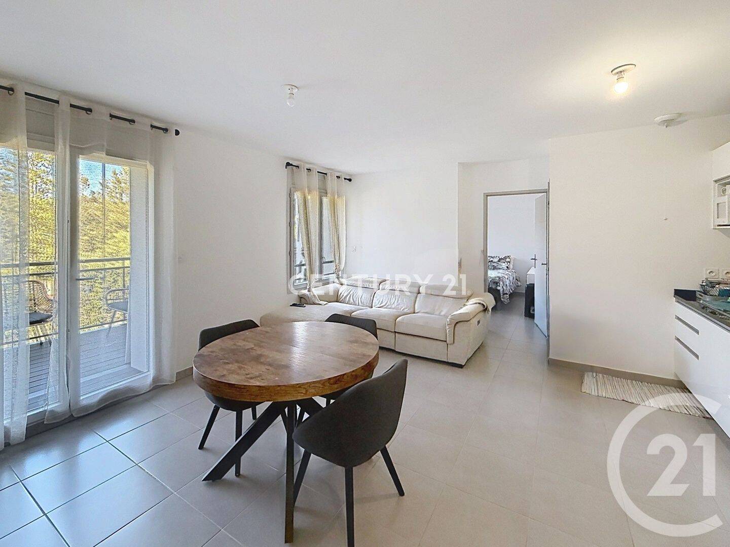 Appartement 2 pièces 46 m² · à Peypin · 45,9 m² · 828 €/mois