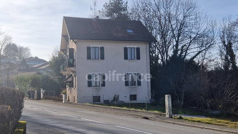 Appartement à vendre 185 220 € 2 pièces 1 chambre 60 m² Sous le toit, Étage 2/2 Neuvecelle 74500