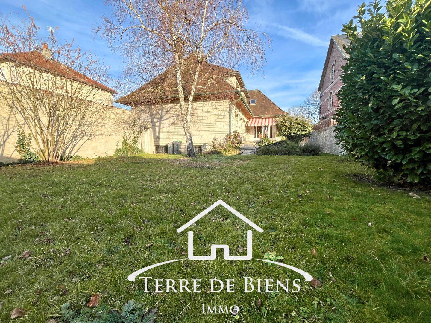 Maison 8 pièces 222 m² · à Soissons · 222 m² · 490 000 €