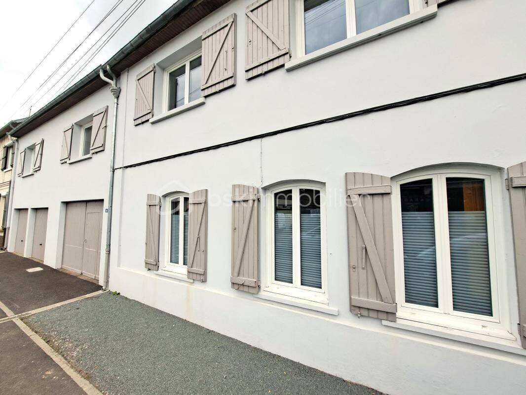 Maison 6 pièces 146 m² · à Mareuil-Caubert · 146 m² · 235 000 €