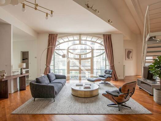 Duplex à vendre 630 000 € 5 pièces 4 chambres 163 m² Étage 2/3 Angers 49100