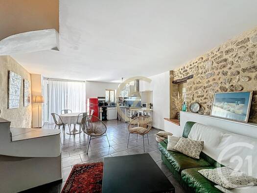 Maison à vendre 189 000 € 4 pièces 2 chambres 81,9 m² Remoulins 30210