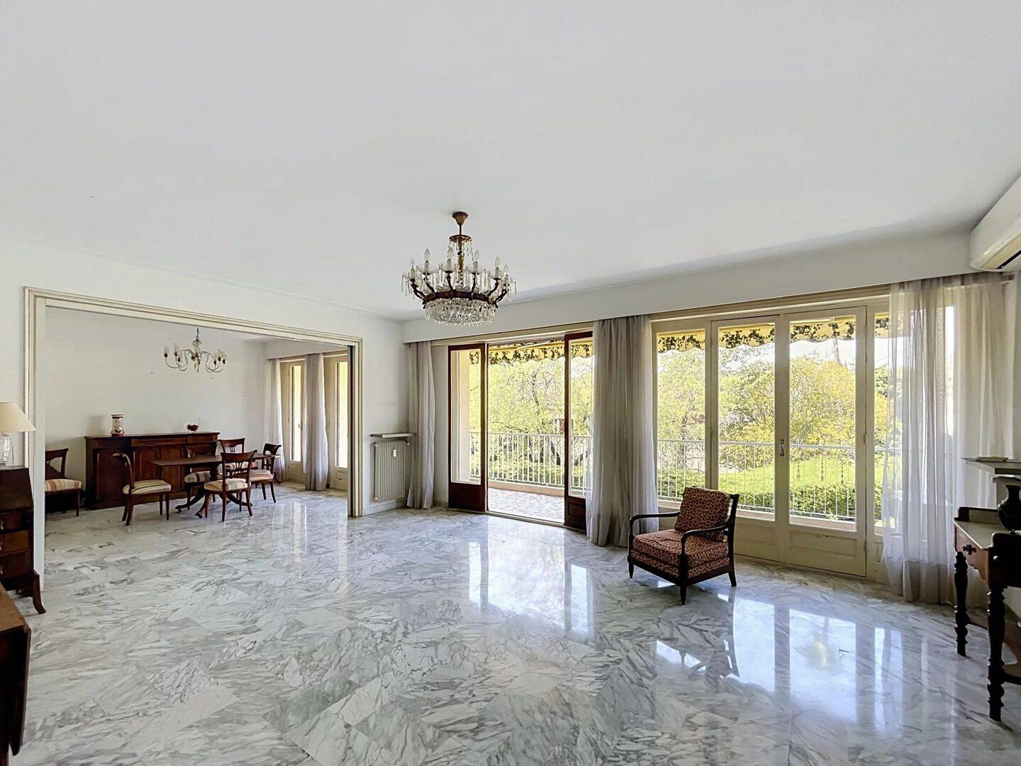 Appartement 5 pièces 143 m² · à Cagnes-sur-Mer · 143 m² · 562 000 €