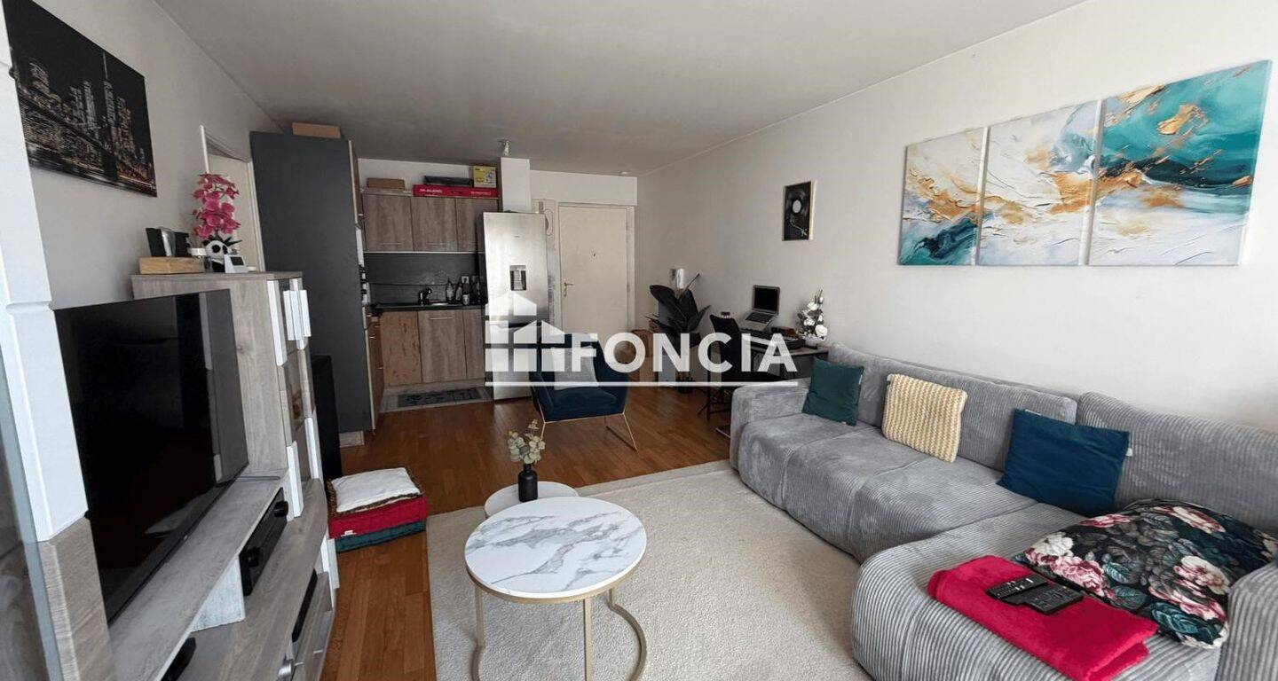 Appartement 2 pièces 49 m² · à Pontault-Combault · 49 m² · 164 000 €