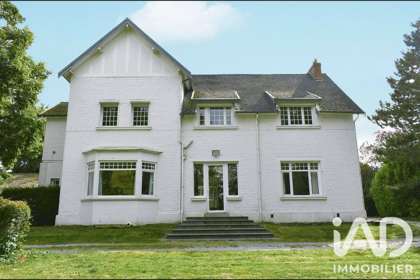Maison 9 pièces 250 m² · à Feignies · 250 m² · 333 000 €
