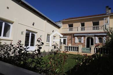 Maison à vendre 210 000 € 5 pièces 4 chambres 304 m² 1 000 m² de terrain Lavelanet 09300