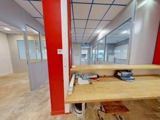 Local d'activités à vendre 183 000 € 90 m² d'espace de stockage Les Salins Clermont-Ferrand 63000