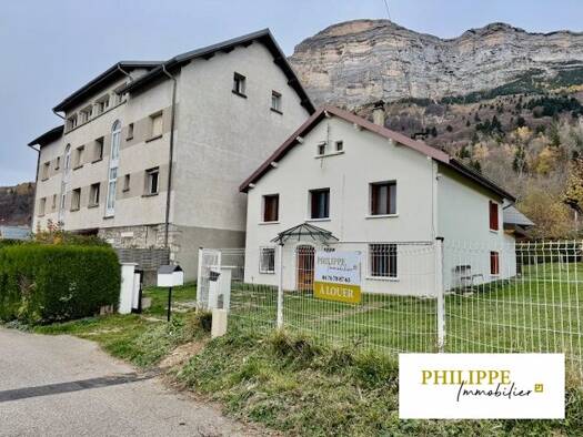 Maison à louer 1 190 € 5 pièces 4 chambres 110,1 m² Saint-Vincent-de-Mercuze 38660