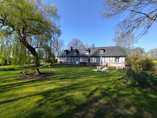 Maison à vendre 241 000 € 6 pièces 5 chambres 114 m² 6 374 m² de terrain Saint-Étienne-l'Allier 27450