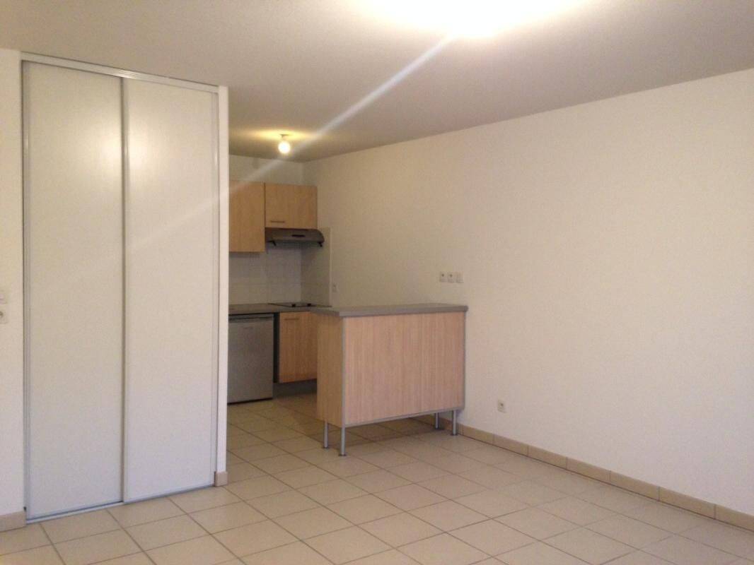 Appartement 2 pièces 45 m² · à Bordeaux · 45 m² · 668 €