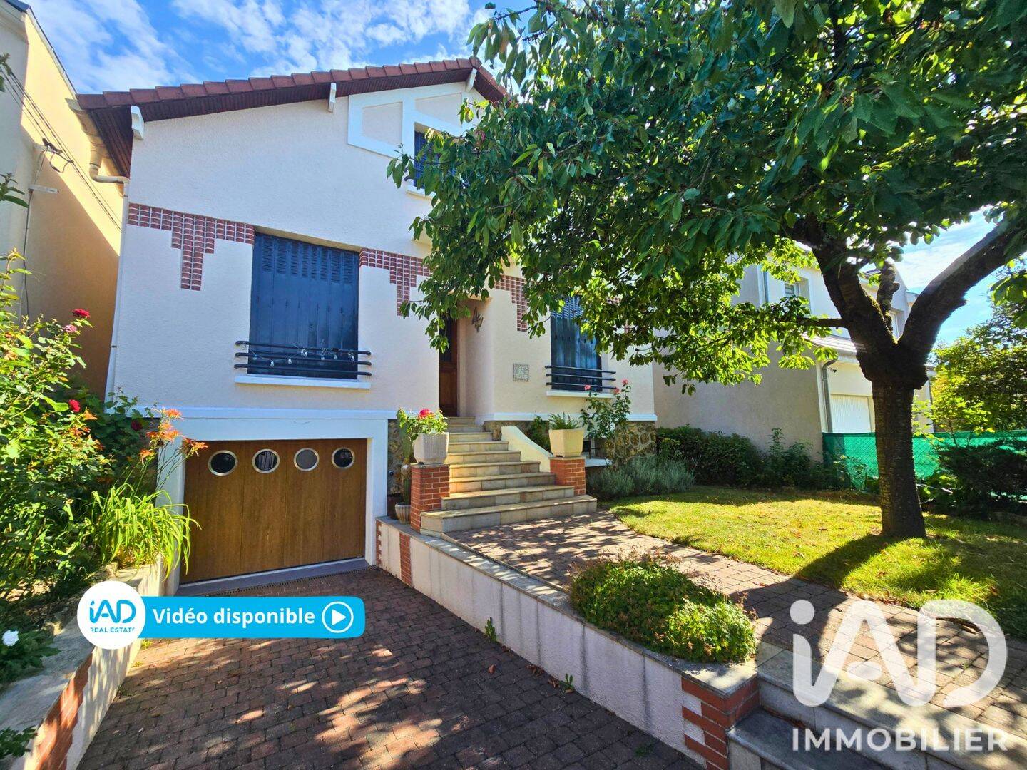 Maison 5 pièces 106 m² · à Sainte-Geneviève-des-Bois · 106 m² · 345 000 €