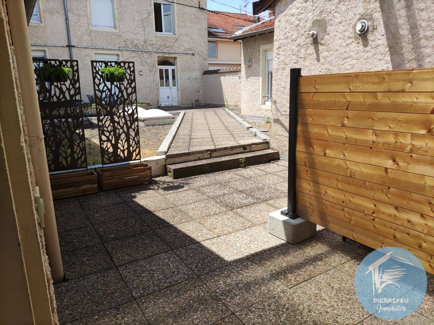 Appartement 2 pièces 46 m² · à Le Coteau · 45,8 m² · 435 €
